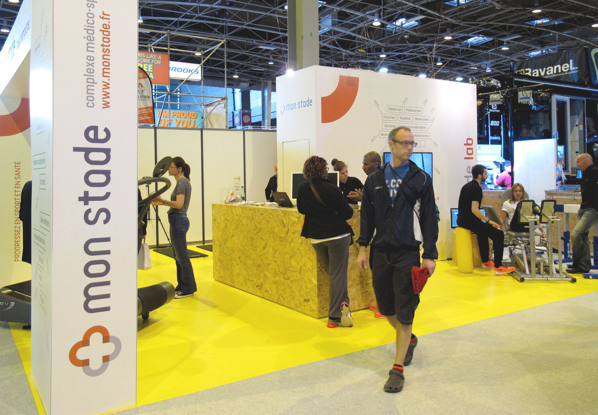 mon stade - stand au salon du running - centre médico sportif